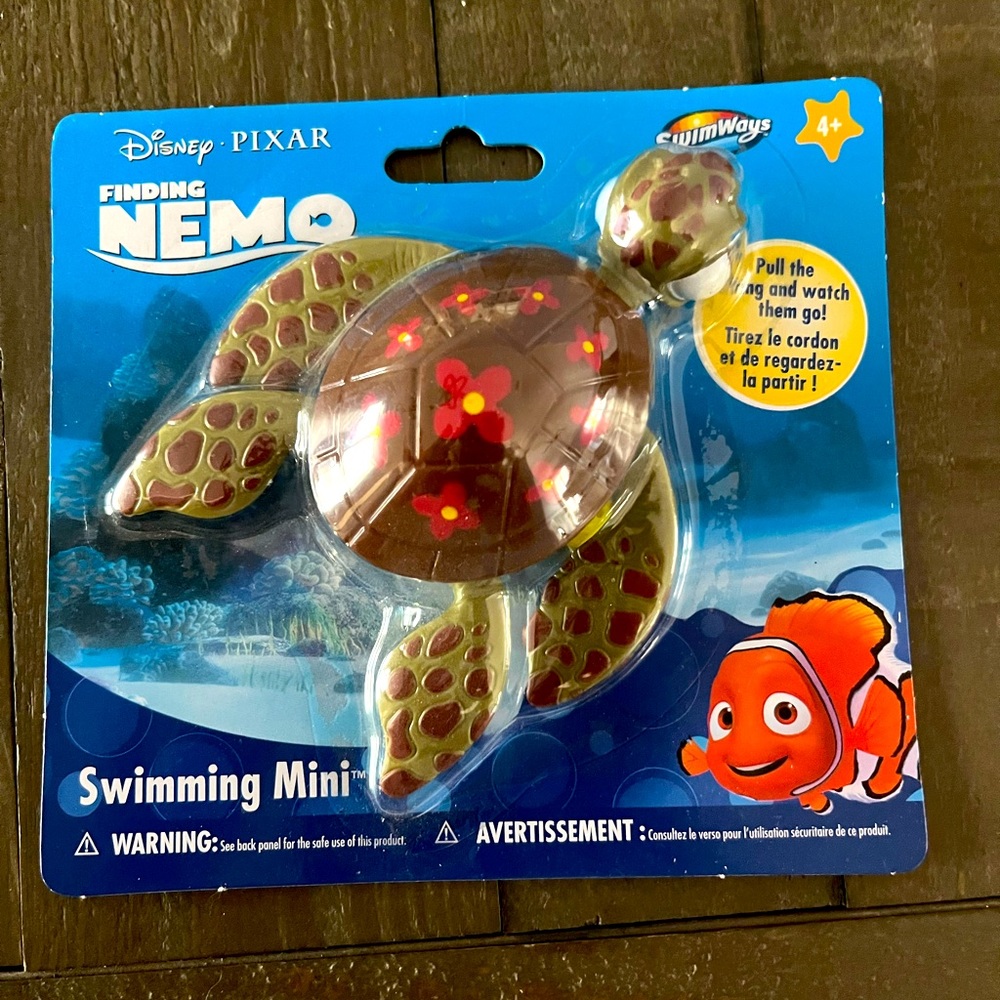 Disney turtle swimming mini water toy